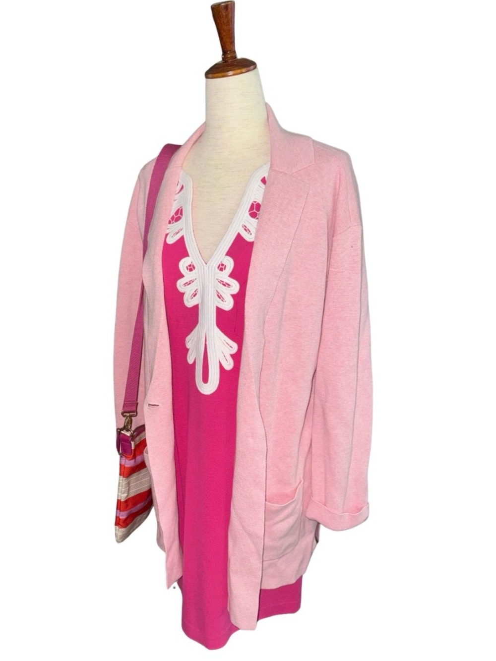 60s Inspired Pink Shift Dress Soutache Trim
Stretch Ponte 8 Jet Age - Picture 10 of 10